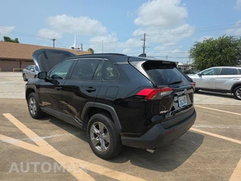2024 Toyota RAV4 XLE - miniatura 6