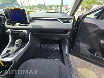 2024 Toyota RAV4 XLE - miniatura 19