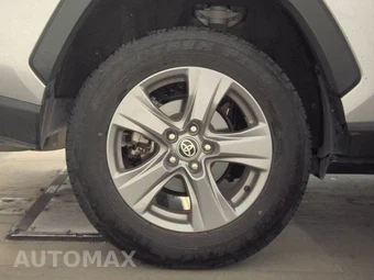2024 Toyota RAV4 XLE - miniatura 11