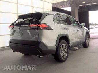 2024 Toyota RAV4 XLE - miniatura 5