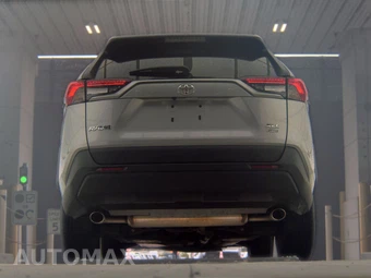 2024 Toyota RAV4 XLE - miniatura 7