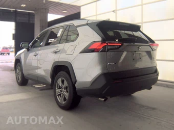2024 Toyota RAV4 XLE - miniatura 8