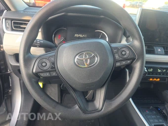 2024 Toyota RAV4 XLE – miniatura 10