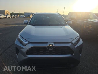 2024 Toyota RAV4 XLE – miniatura 2