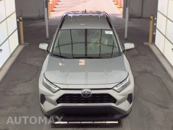 2024 Toyota RAV4 XLE - miniatura 2