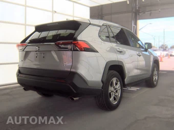 2024 Toyota RAV4 XLE - miniatura 5