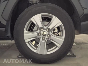 2024 Toyota RAV4 XLE – miniatura 12