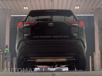 2024 Toyota RAV4 XLE – miniatura 7
