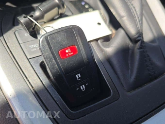 2024 Toyota RAV4 XLE - miniatura 8