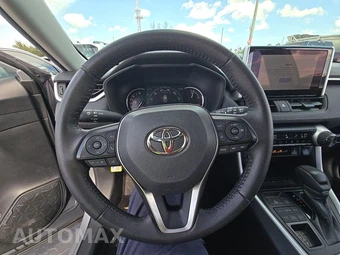 2024 Toyota RAV4 XLE - miniatura 16