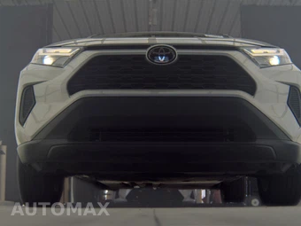 2024 Toyota RAV4 XLE - miniatura 3