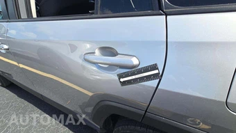2024 Toyota RAV4 XLE - miniatura 30