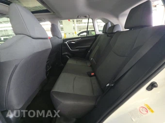 2024 Toyota RAV4 XLE - miniatura 13