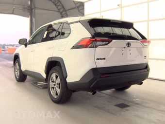 2024 Toyota RAV4 XLE - miniatura 6