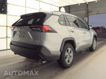 2024 Toyota RAV4 XLE - miniatura 5