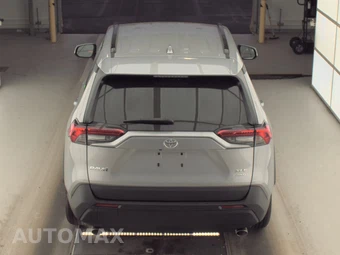 2024 Toyota RAV4 XLE - miniatura 6