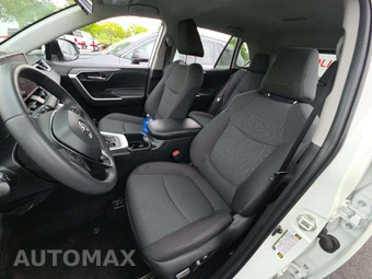 2024 Toyota RAV4 XLE - miniatura 6