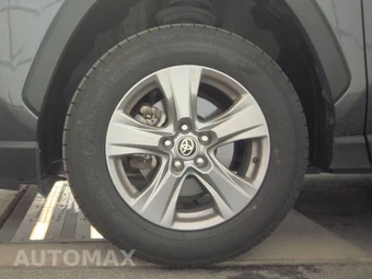 2024 Toyota RAV4 XLE - miniatura 9