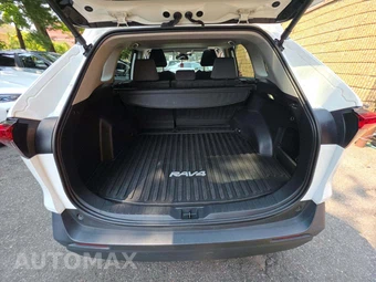 2024 Toyota RAV4 XLE - miniatura 14