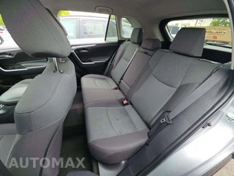 2024 Toyota RAV4 XLE - miniatura 13