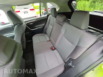2024 Toyota RAV4 XLE - miniatura 10