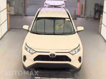 2024 Toyota RAV4 XLE - miniatura 2