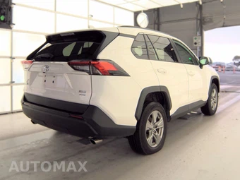 2024 Toyota RAV4 XLE - miniatura 5