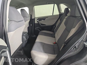 2024 Toyota RAV4 XLE - miniatura 13