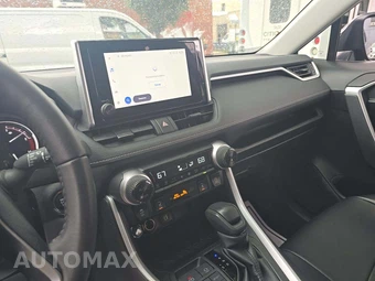 2024 Toyota RAV4 XLE – miniatura 10