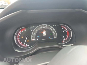 2024 Toyota RAV4 XLE – miniatura 9