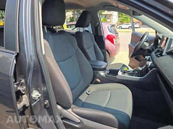 2024 Toyota RAV4 XLE - miniatura 18