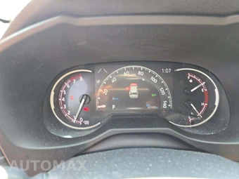 2024 Toyota RAV4 XLE - miniatura 9