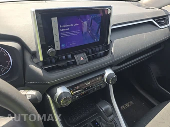 2024 Toyota RAV4 XLE - miniatura 17