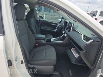 2024 Toyota RAV4 XLE - miniatura 14