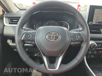 2024 Toyota RAV4 XLE - miniatura 16