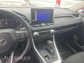 2024 Toyota RAV4 XLE – miniatura 11
