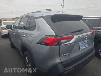 2024 Toyota RAV4 XLE – miniatura 6