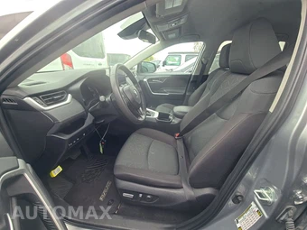 2024 Toyota RAV4 XLE – miniatura 7