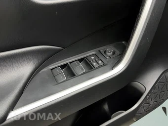 2024 Toyota RAV4 XLE - miniatura 22