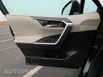 2024 Toyota RAV4 XLE – miniatura 15