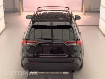 2024 Toyota RAV4 XLE – miniatura 6