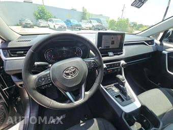 2024 Toyota RAV4 XLE - miniatura 10