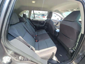 2024 Toyota RAV4 XLE - miniatura 16