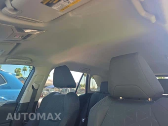 2024 Toyota RAV4 XLE - miniatura 11