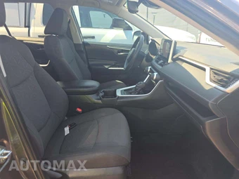 2024 Toyota RAV4 XLE - miniatura 18
