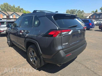 2024 Toyota RAV4 XLE - miniatura 2