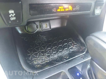 2024 Toyota RAV4 XLE - miniatura 29