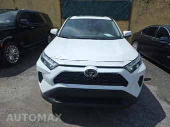 2024 Toyota RAV4 XLE - miniatura 2