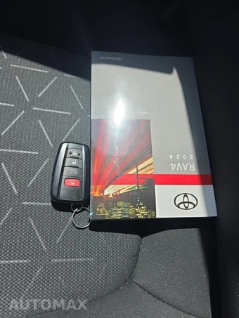 2024 Toyota RAV4 XLE - miniatura 22