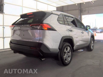 2024 Toyota RAV4 XLE - miniatura 4